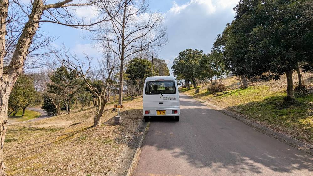 こんな感じで路肩駐車できます◎