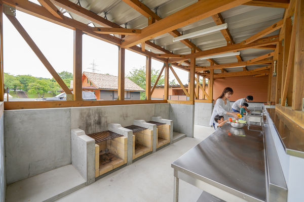 デカデカ炊事棟3