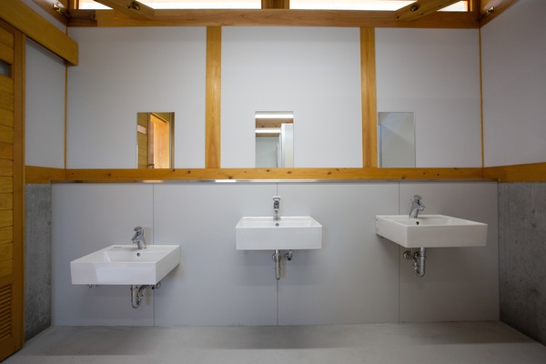 デカデカトイレ4