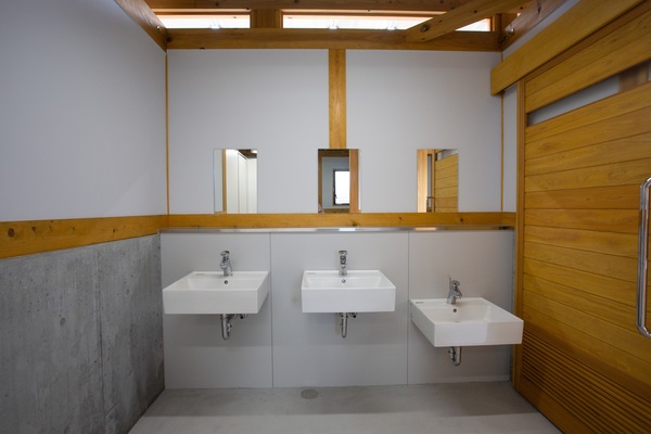 デカデカトイレ6